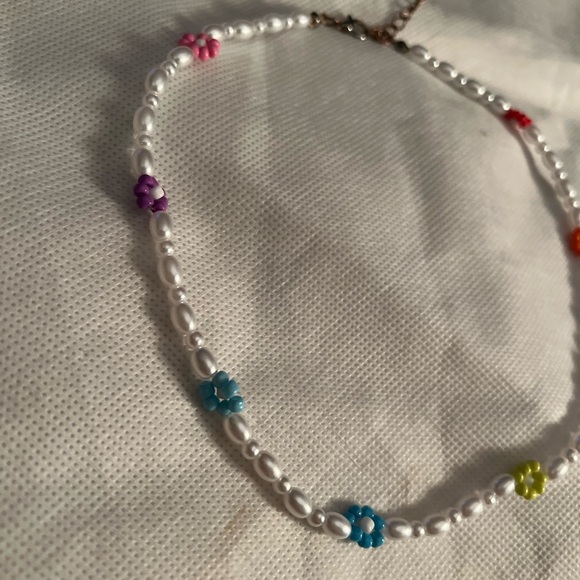 Freshwater Pearl Choker Necklace - Picture 6 of 8